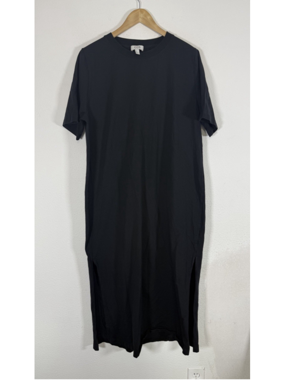 COS T-Shirt Midi Dress L Black Side Slits Minimalist Beach Travel Boho Resort - Picture 2 of 11